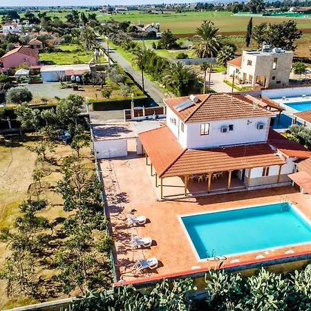 Reel Paradise Villa, Cyprus Villa